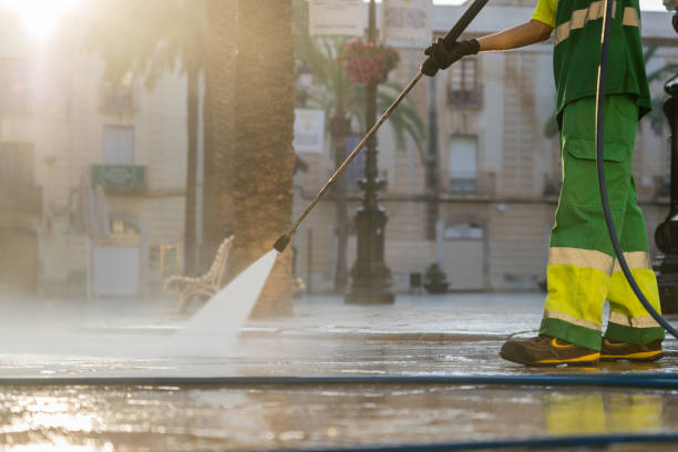Best Concrete Pressure Washing  in Napoleon, OH